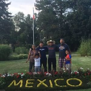 Meet your Posher, Mayra